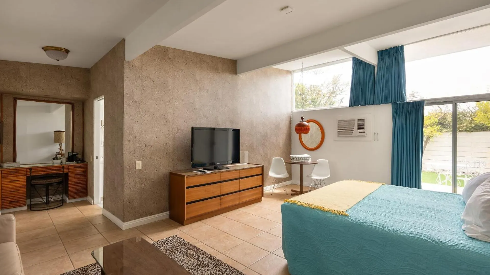The Monkey Tree Hotel Buyout By Avantstay Entire Hotel Buyout Funky Rooms W Modern Amenities بالم سبرينغس 0*,  الولايات المتحدة الأمريكية